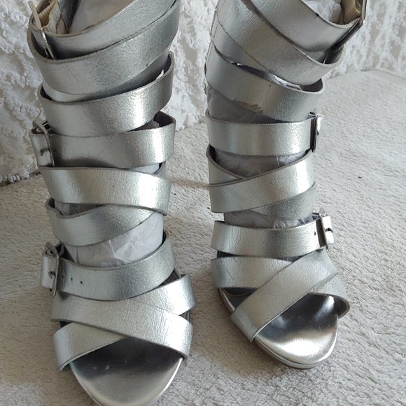 Sexy Silver Metallic Cage Strap Heels Buckle Detail Back Zip - Picture 3 of 8
